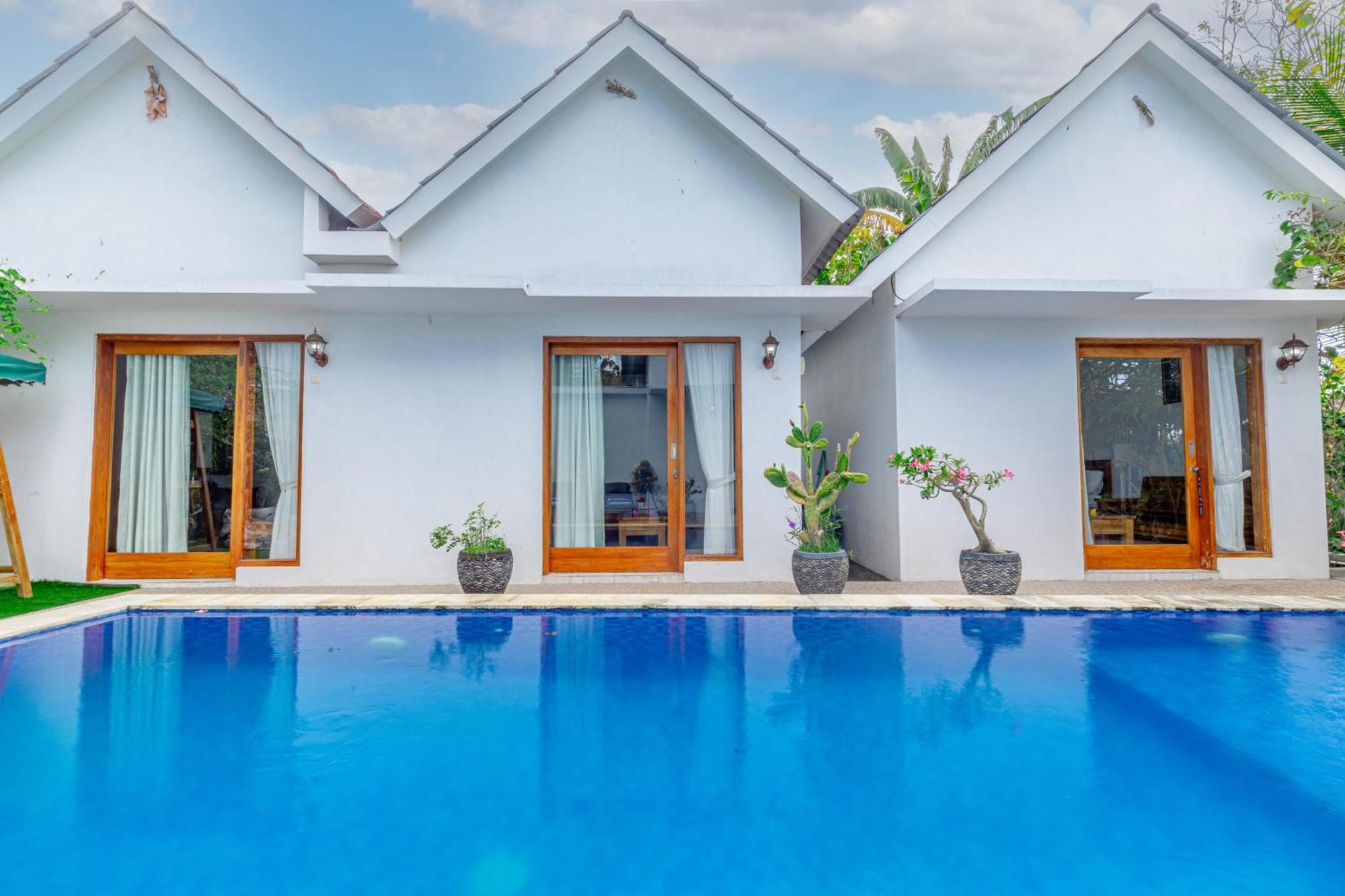 Lahi Villa Batununggul Luaran gambar