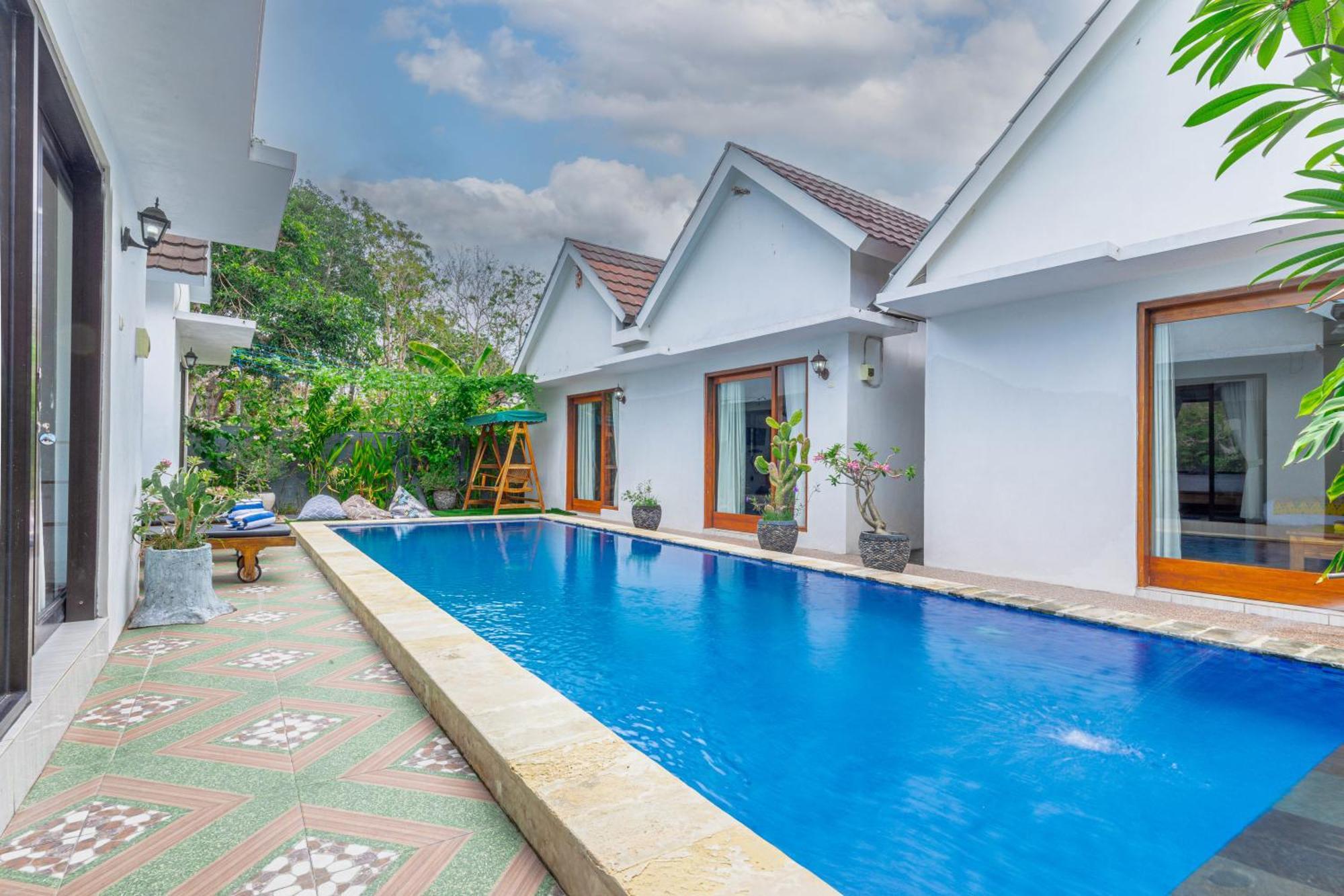Lahi Villa Batununggul Luaran gambar